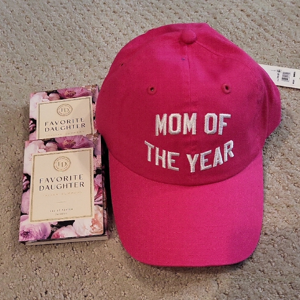 Favorite Daughter MOM OF THE YEAR Adjustable Baseball Cap In Pink W 2 Gifts